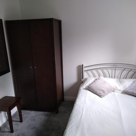 Stylish Private Double Room W/Ensuite ลอนดอน ภายนอก รูปภาพ