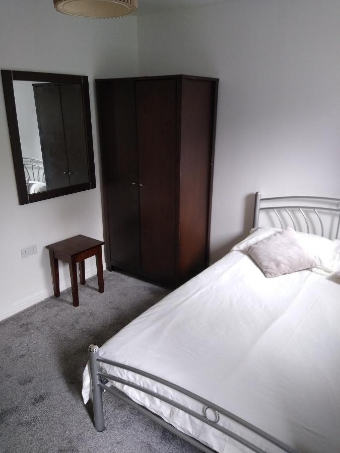 Stylish Private Double Room W/Ensuite ลอนดอน ภายนอก รูปภาพ